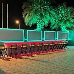 Highlife Aparthotel