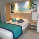 Highlife Aparthotel 3*