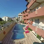 Highlife Apartahotel 3*