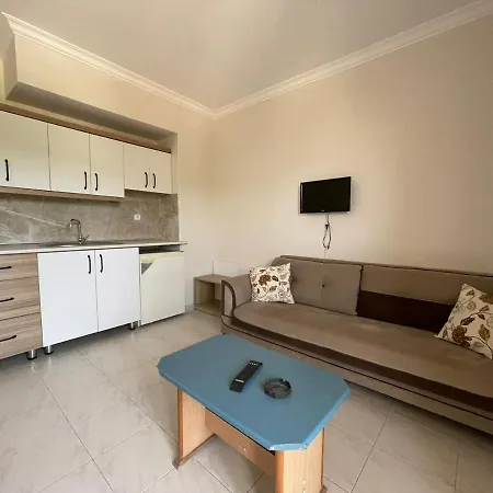 Highlife 公寓式酒店 马尔马里斯