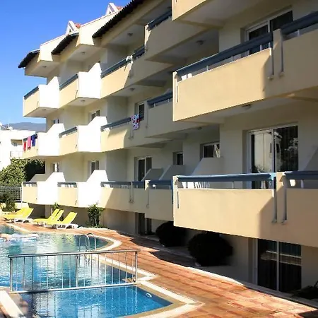 Highlife Aparthotel 3*