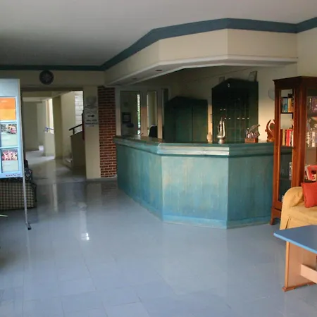Highlife Aparthotel 3*
