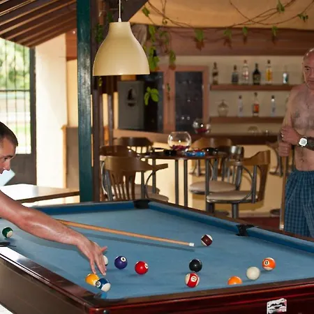 Highlife מלון דירות מרמריס